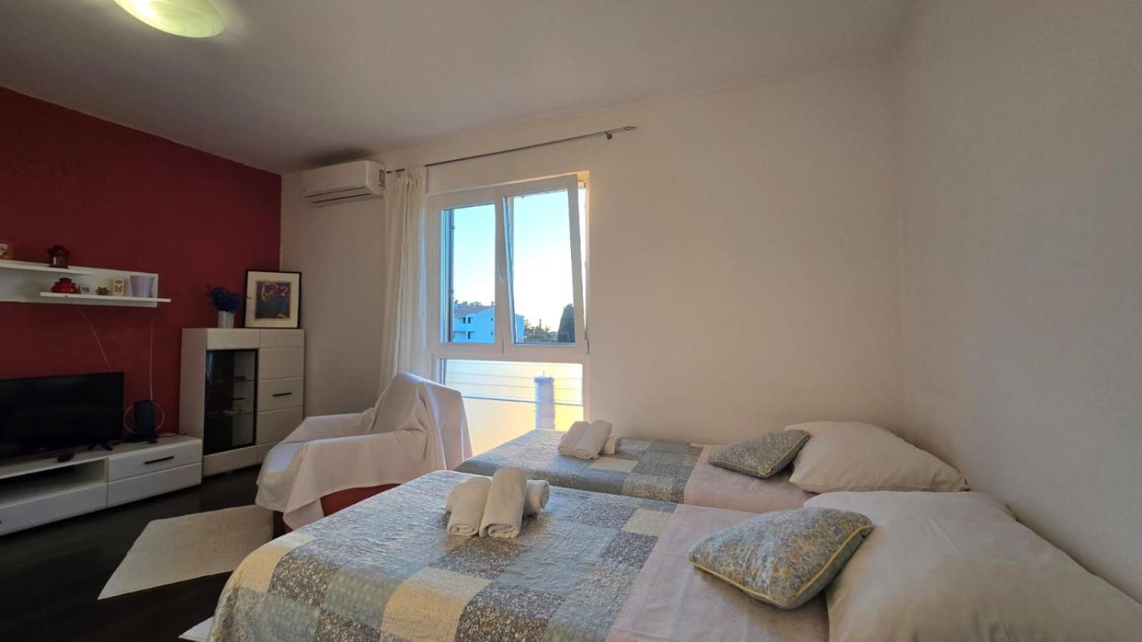 Studio Apartment Ljubica For 2 Persons 150M From The Beach بوريتش المظهر الخارجي الصورة