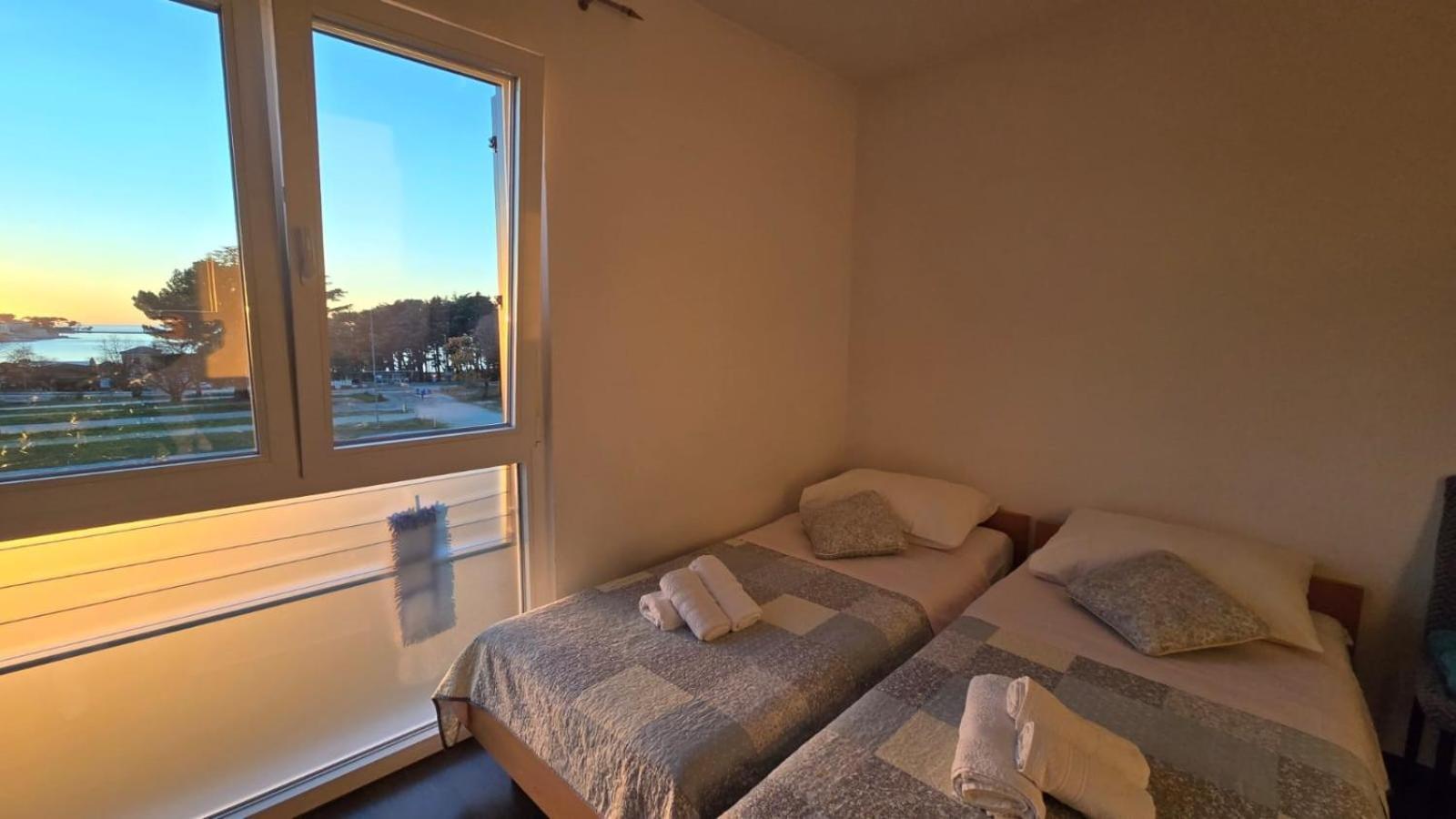 Studio Apartment Ljubica For 2 Persons 150M From The Beach بوريتش المظهر الخارجي الصورة